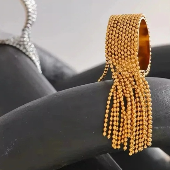 Anthropologie Tassel Stainless Steel Waterproof Resizable Ring - Picture 7 of 16